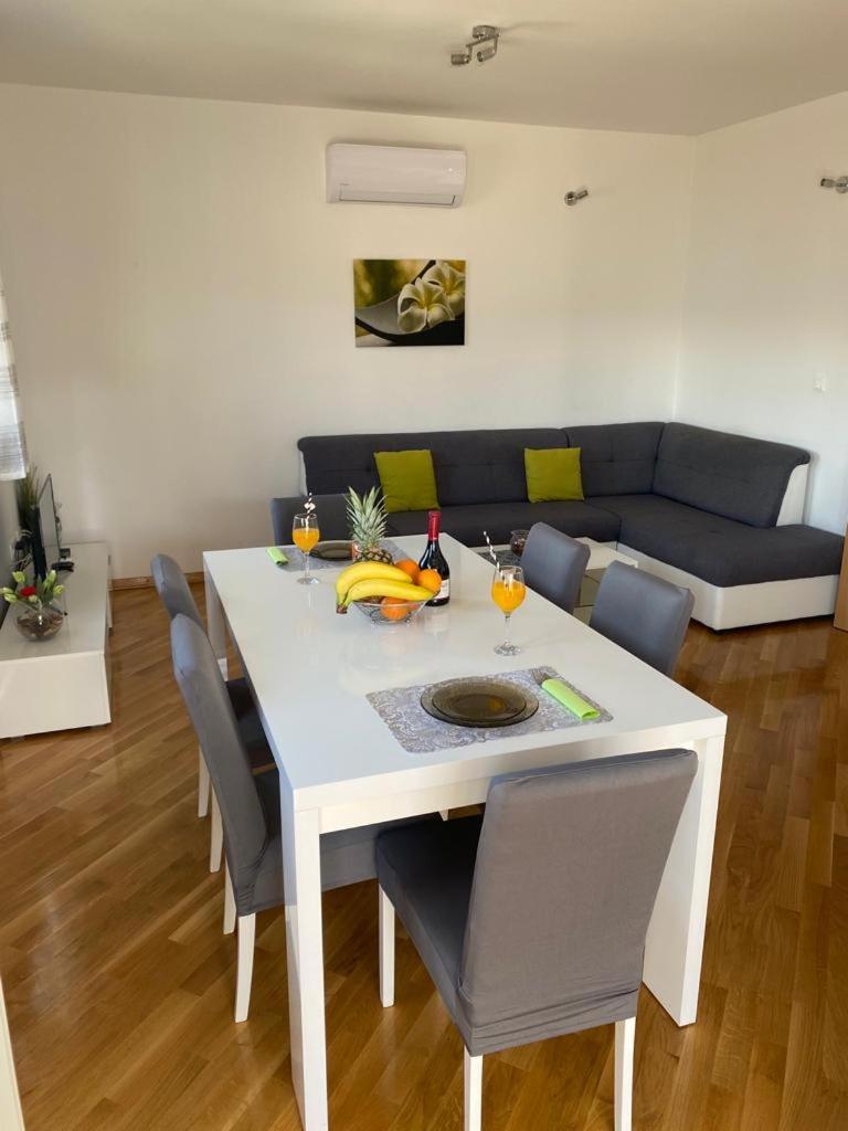 Apartamento Dina Trogir Exterior foto